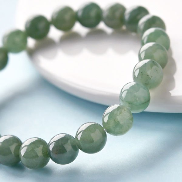 Light Green Jade Bracelet Detail