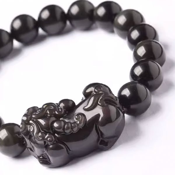 Obsidian Pixiu Bracelet for Women Detail